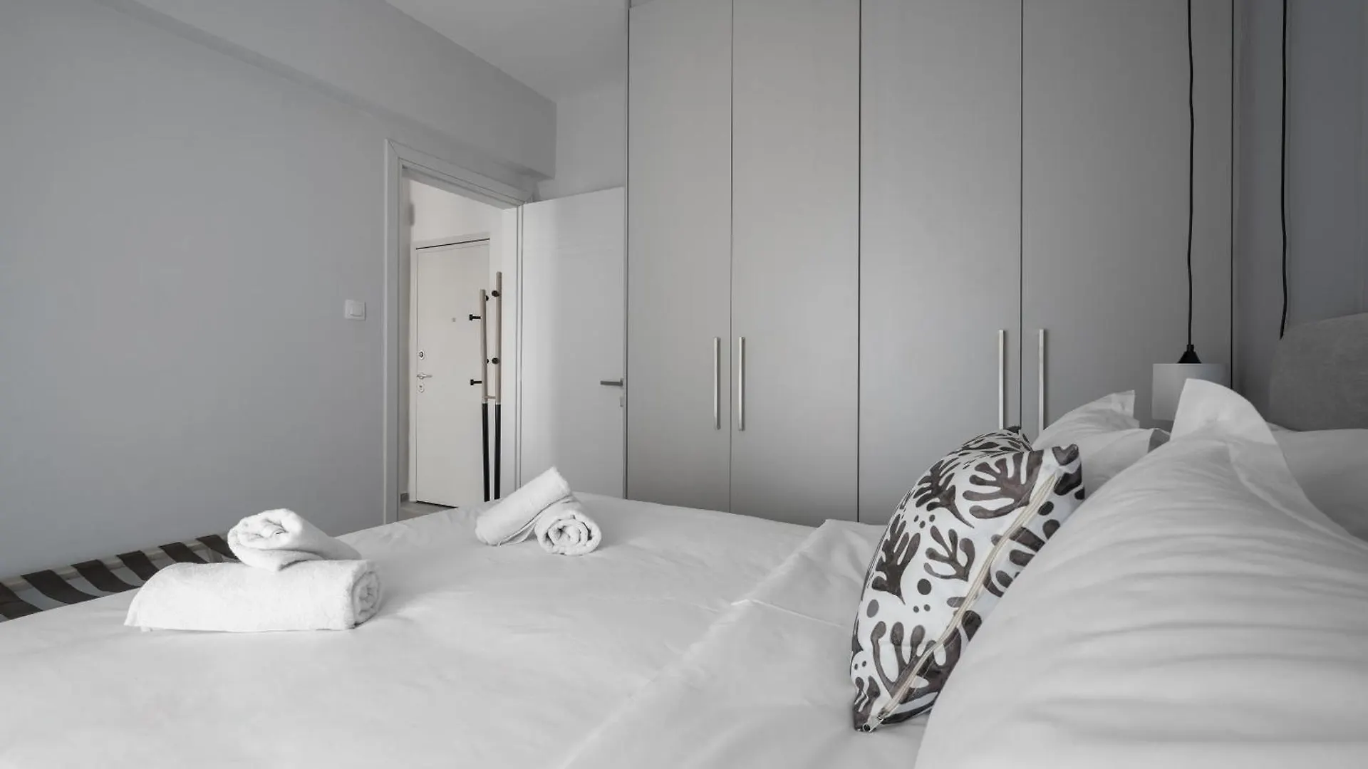 Damon'S Apartment - 2 Bedrooms Salonic 0*,